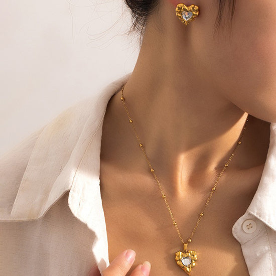 Gold Necklace With Emerald Green And Red Gemstone